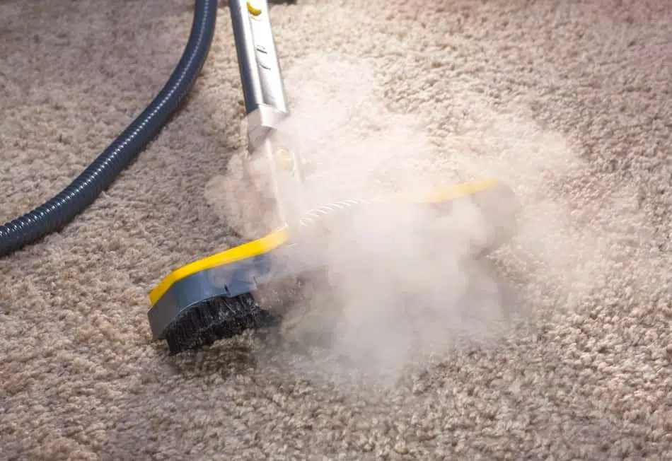 Comment utiliser un nettoyeur vapeur pour une moquette ?