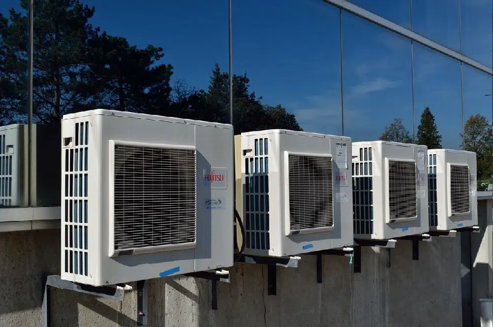 nettoyage climatisation canicule Pourquoi nettoyer et désinfecter les climatisations en entreprise avant la canicule ?